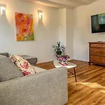 Insel-hof Hotel-garni 3*