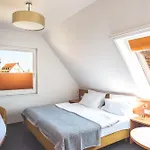 Insel-hof Hotel-garni Hotel 3*
