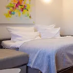 Insel-hof Hotel-garni ホテル