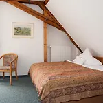 Insel-hof Hotel-garni Reichenau