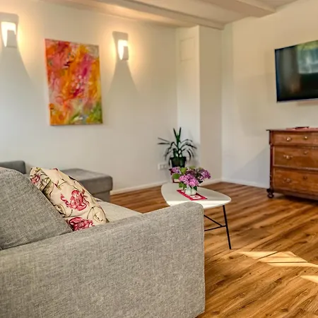 Insel-hof Hotel-garni 3*