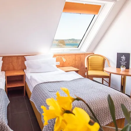 Insel-hof Hotel-garni Reichenau