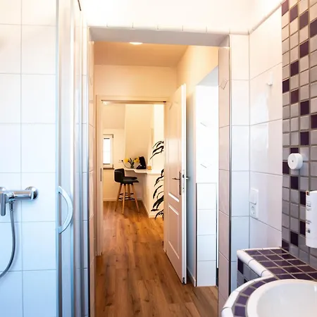 Szálloda Insel-hof Hotel-garni Reichenau