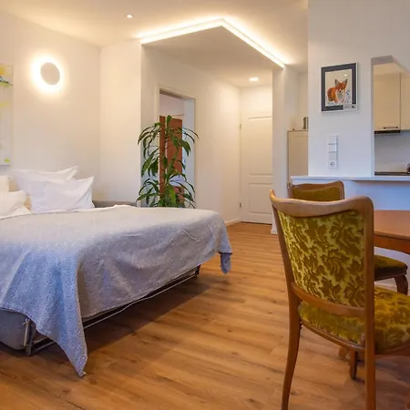 Insel-hof Hotel-garni 호텔 3*