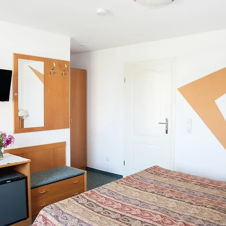 Insel-hof Hotel-garni Szálloda Reichenau