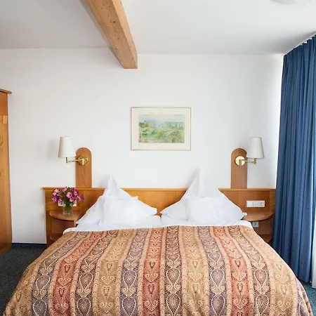 Insel-hof Hotel-garni