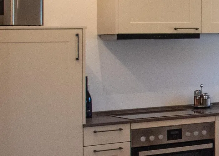 Insel-hof Hotel-garni ホテル ライヒェナウ