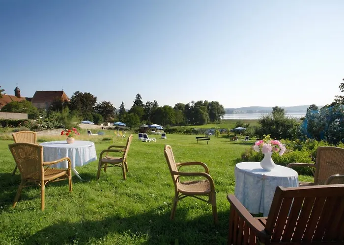 Insel-hof Hotel-garni 3* ライヒェナウ